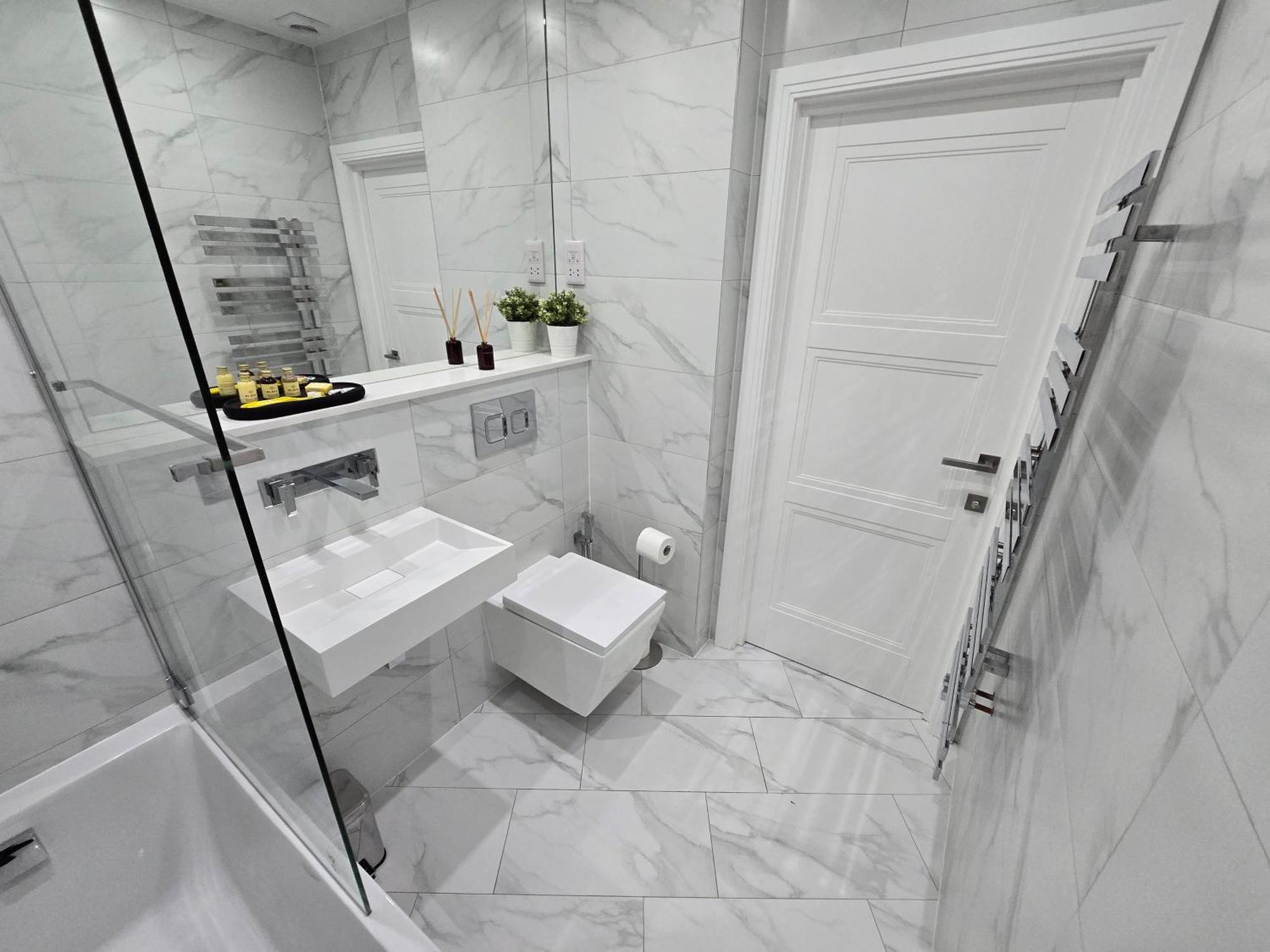 Abbey Corner By Nivaas Apartment Рединг Екстериор снимка