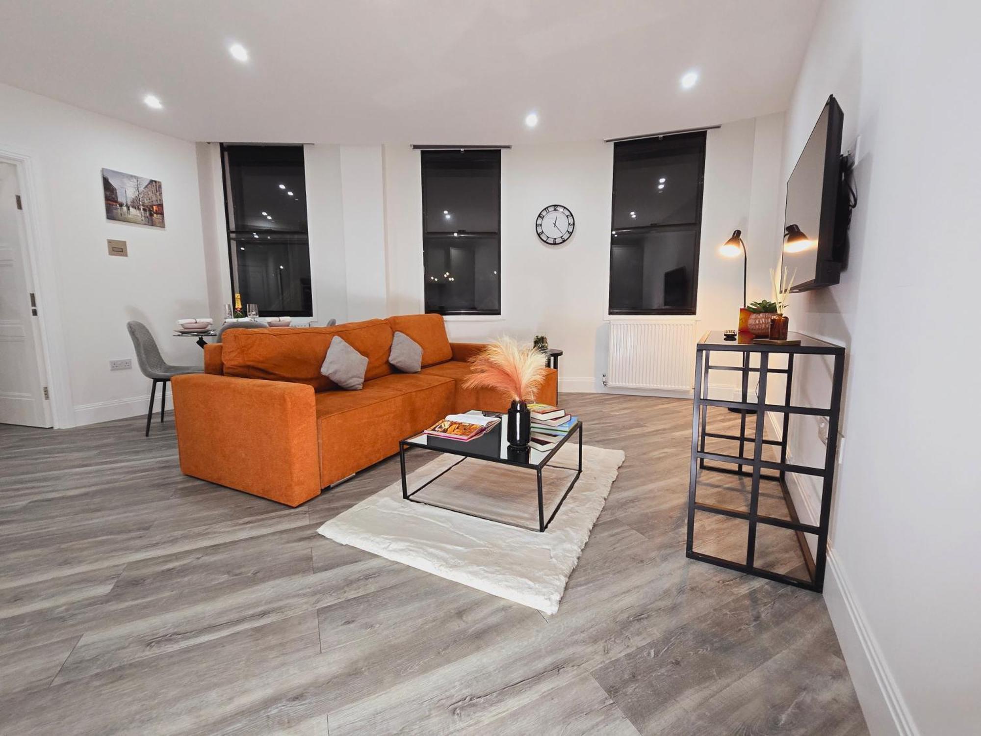Abbey Corner By Nivaas Apartment Рединг Екстериор снимка
